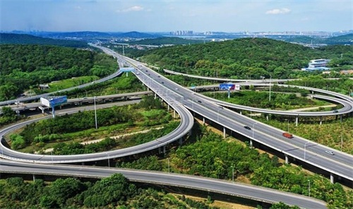 玉林钢筋套筒应用于高速公路